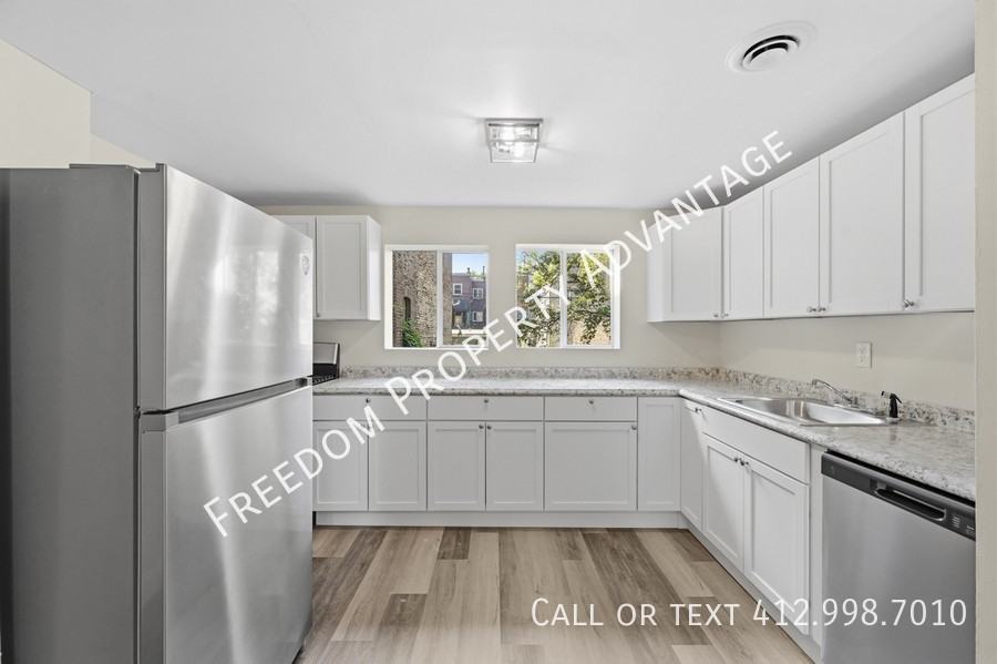 5154 Butler St #2 - Photo 4 of 25