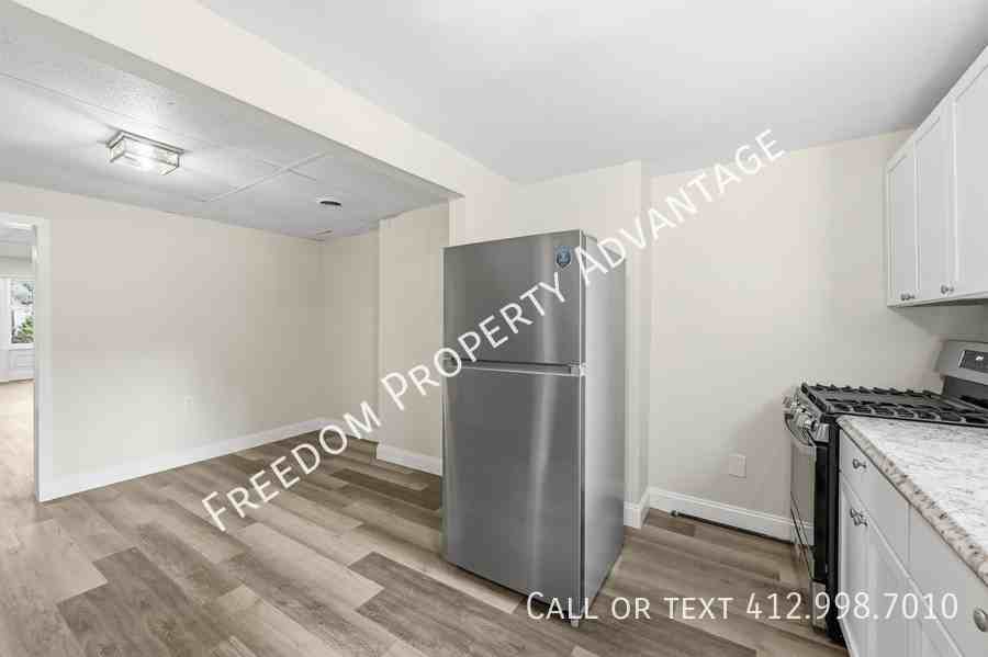 5154 Butler St #2 - Photo 6 of 25