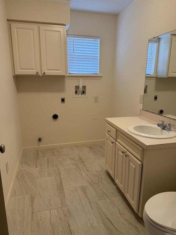 11417 Ethan Allen Dr - Photo 7 of 18
