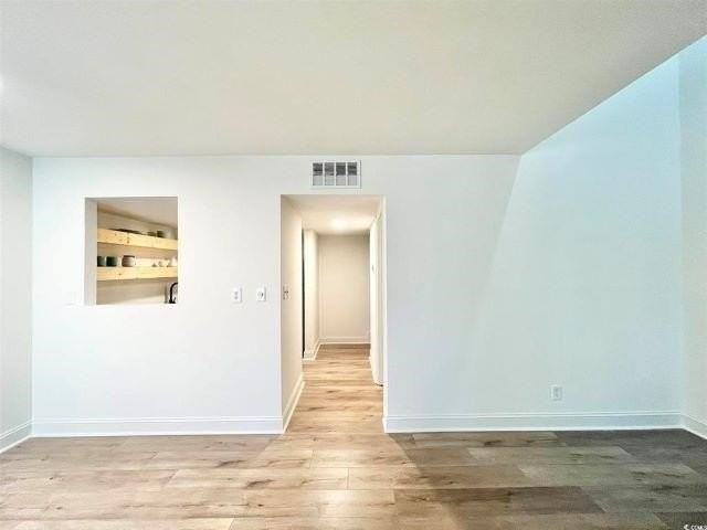 402 75th Ave N #D - Photo 4 of 14
