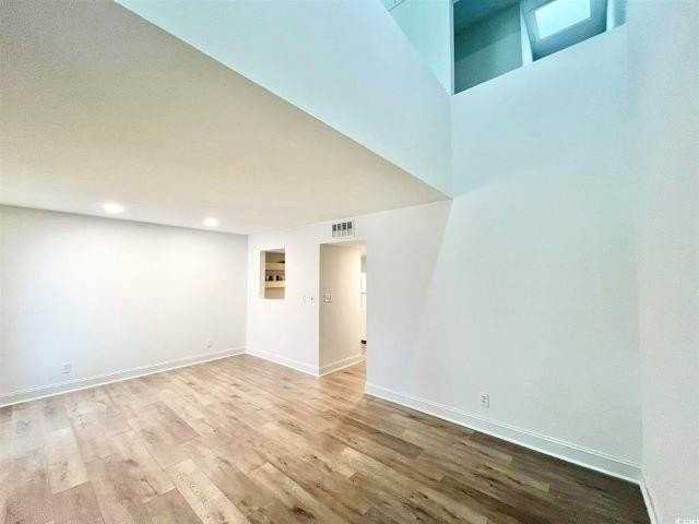402 75th Ave N #D - Photo 5 of 14