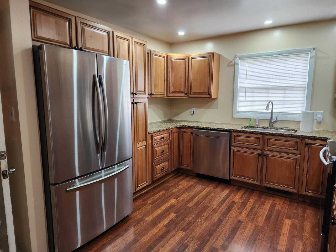 613 8th Ave S - Photo 3 of 22