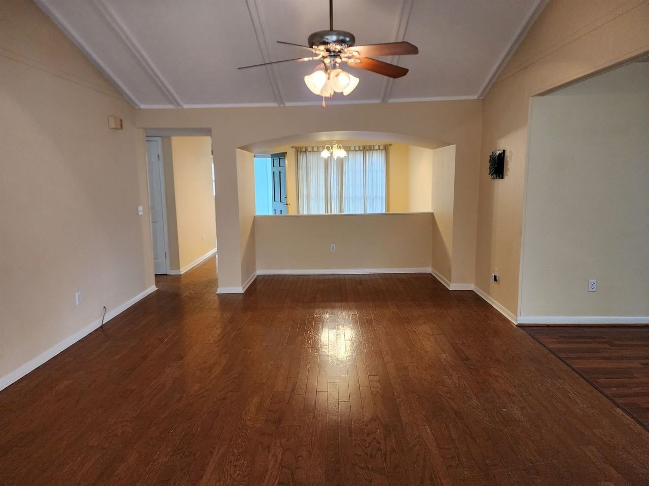 613 8th Ave S - Photo 5 of 22