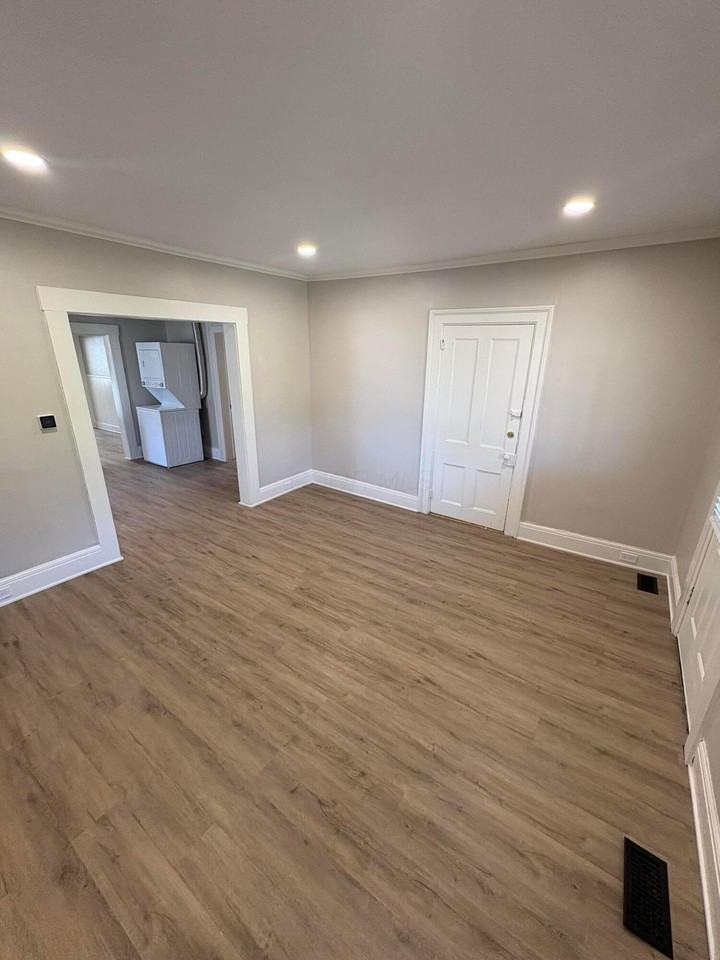 22 Estelle St - Photo 6 of 19