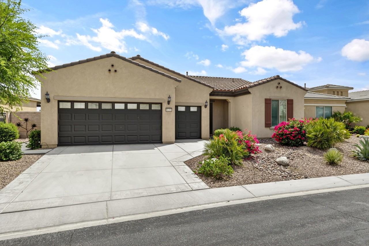 81211 Camino Lampazos - Photo 2 of 50