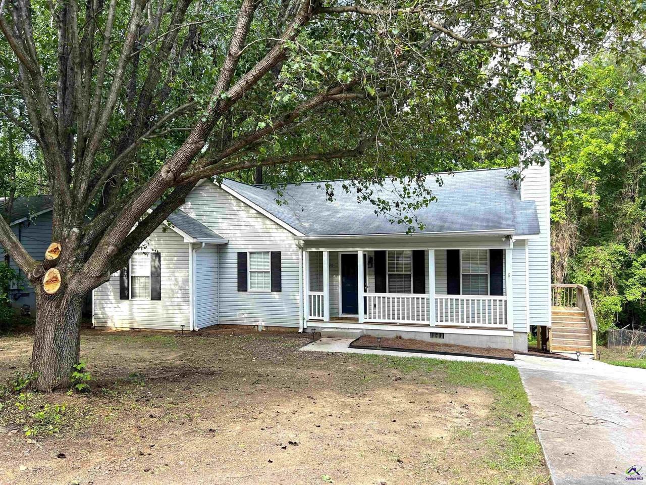 536 Loblolly Ln - Photo 2 of 25