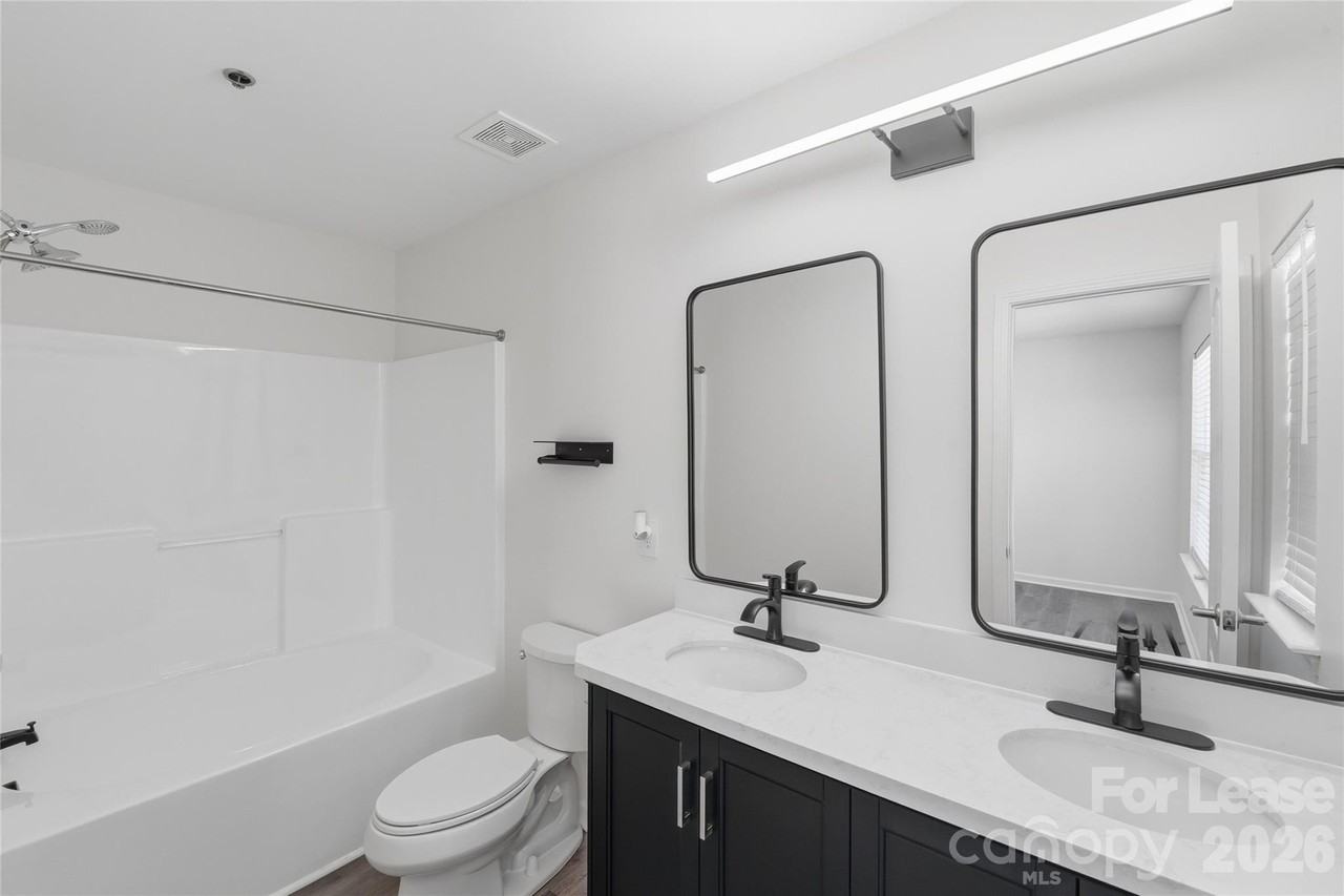 6621 Tor Dr - Photo 5 of 30