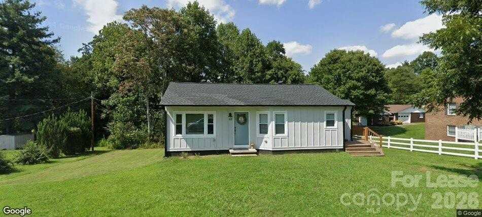 42 Laurel St - Photo 3 of 21