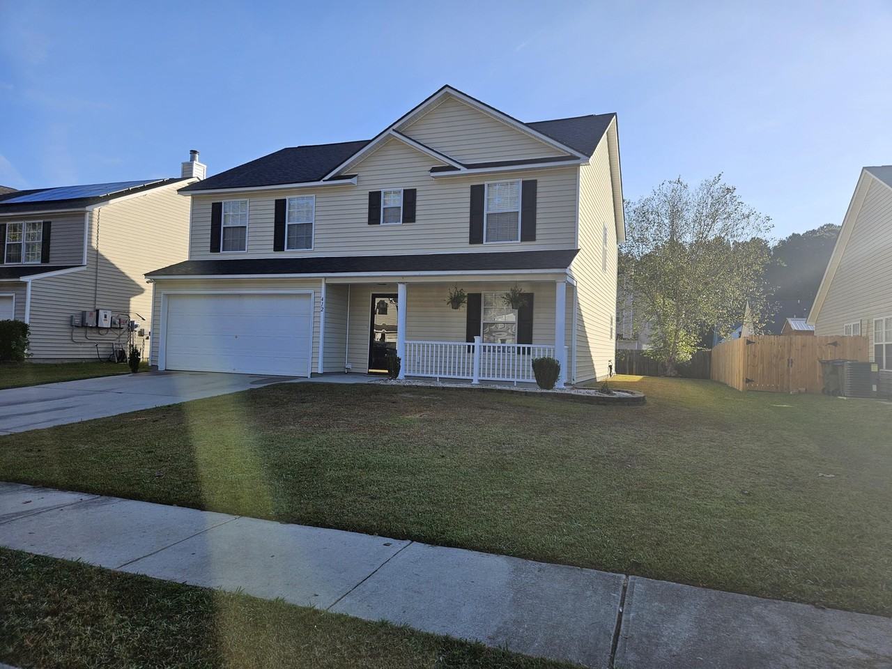 412 Aberdeen Cir - Photo 2 of 20