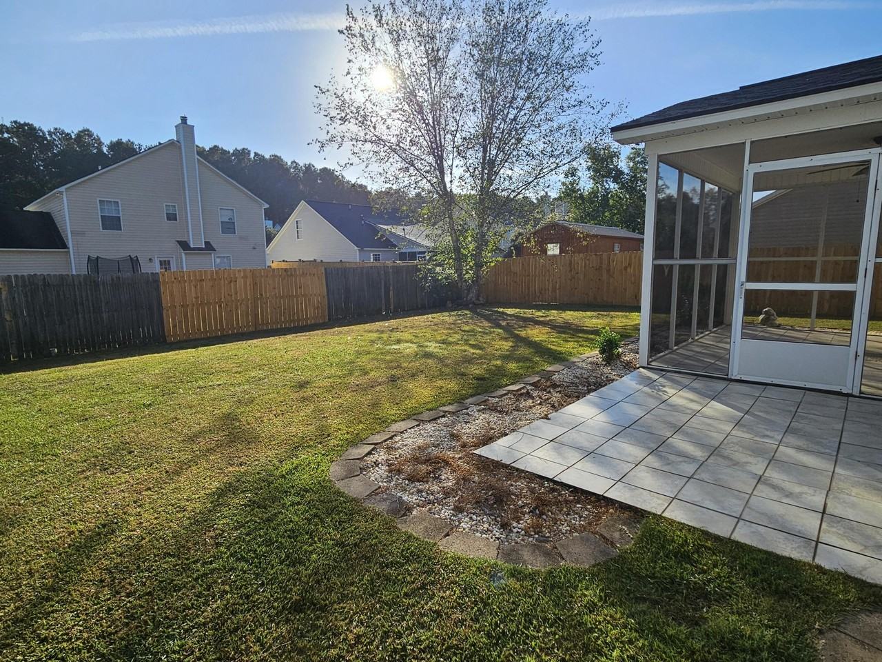 412 Aberdeen Cir - Photo 3 of 20