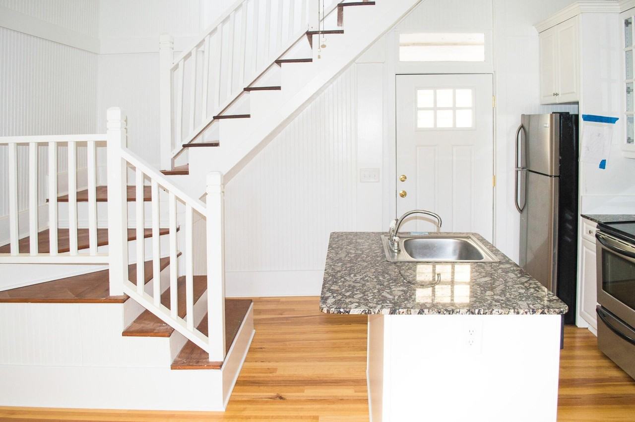 123 Wentworth St #C - Photo 4 of 19