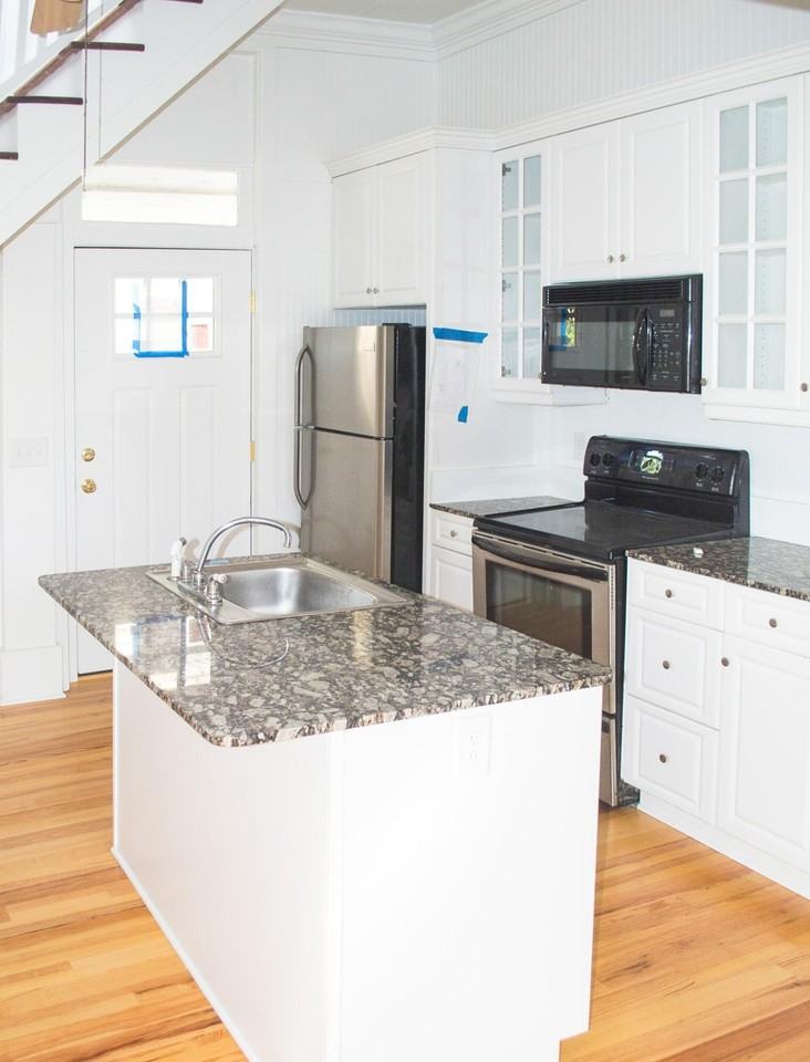 123 Wentworth St #C - Photo 5 of 19