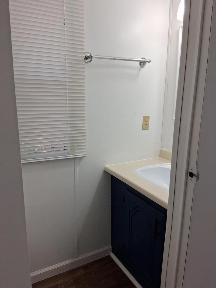 213 Enterprise St - Photo 7 of 13