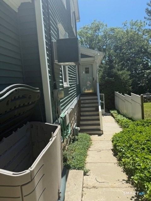 90 Clearview Ave - Photo 4 of 13