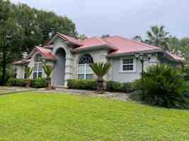 featured image of 205 Wedgewood Ln
