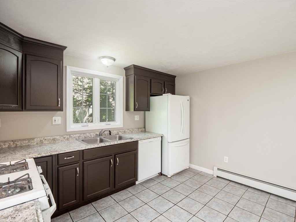 90A Loxwood St - Photo 4 of 41