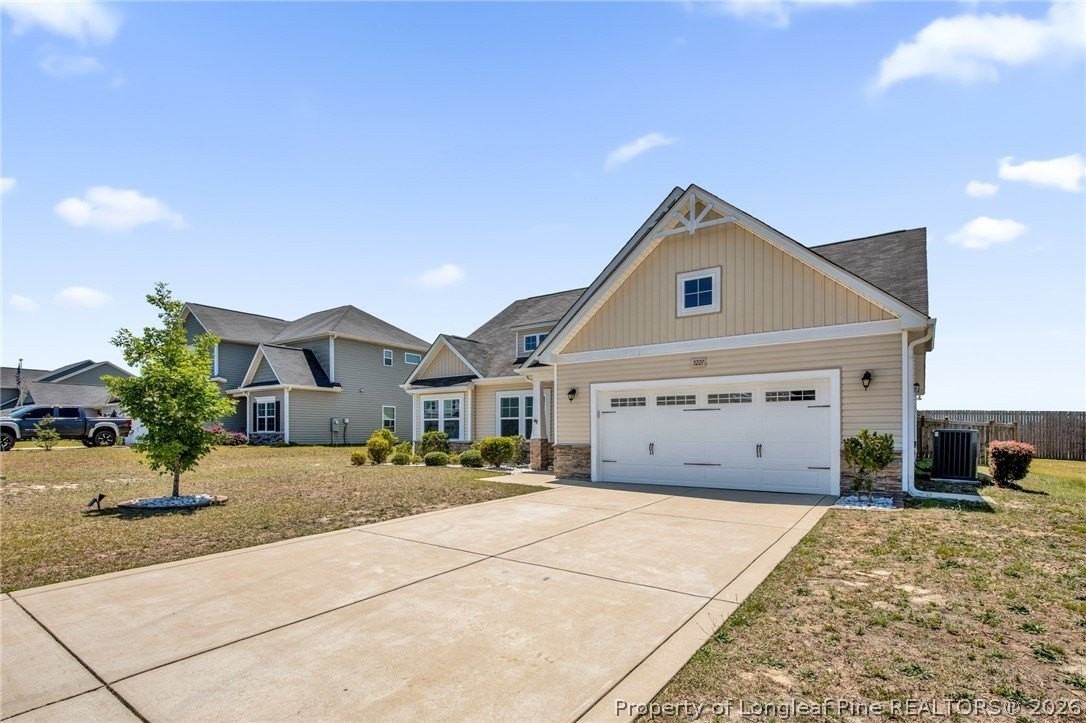 3221 Hunting Lodge Rd - Photo 2 of 35