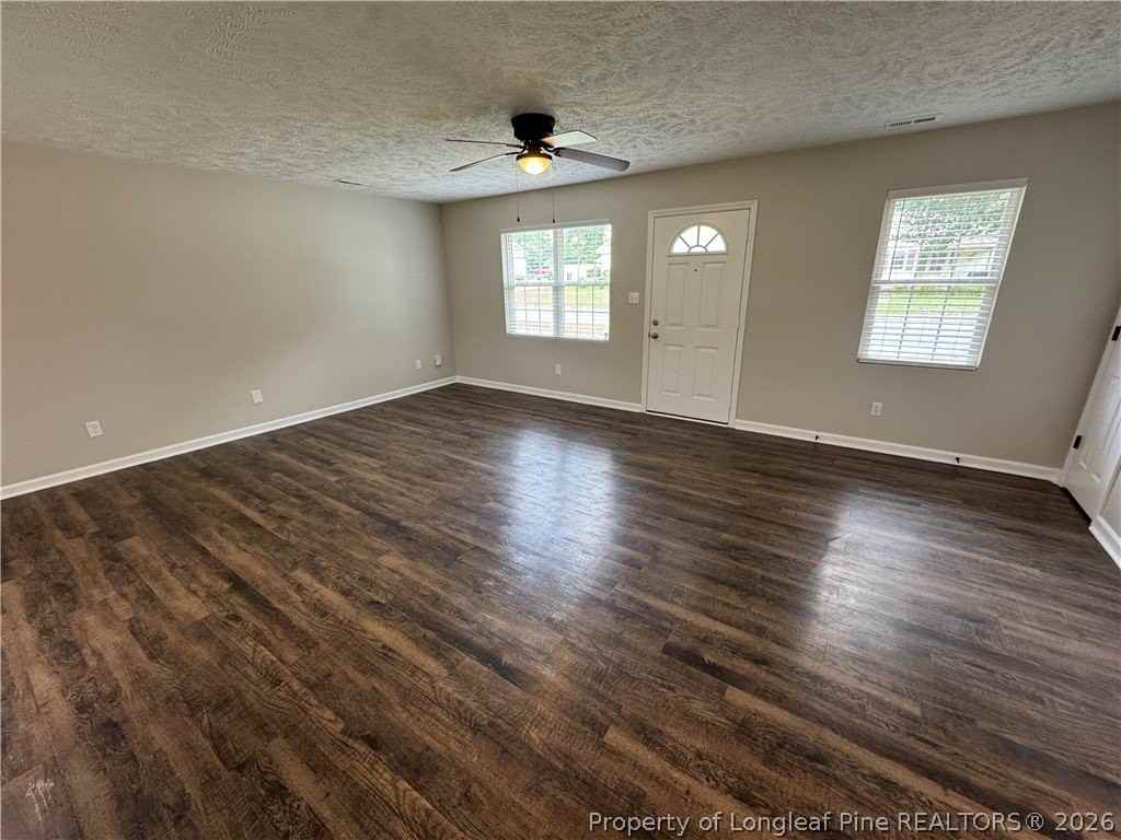 503 E 18th St - Photo 7 of 22