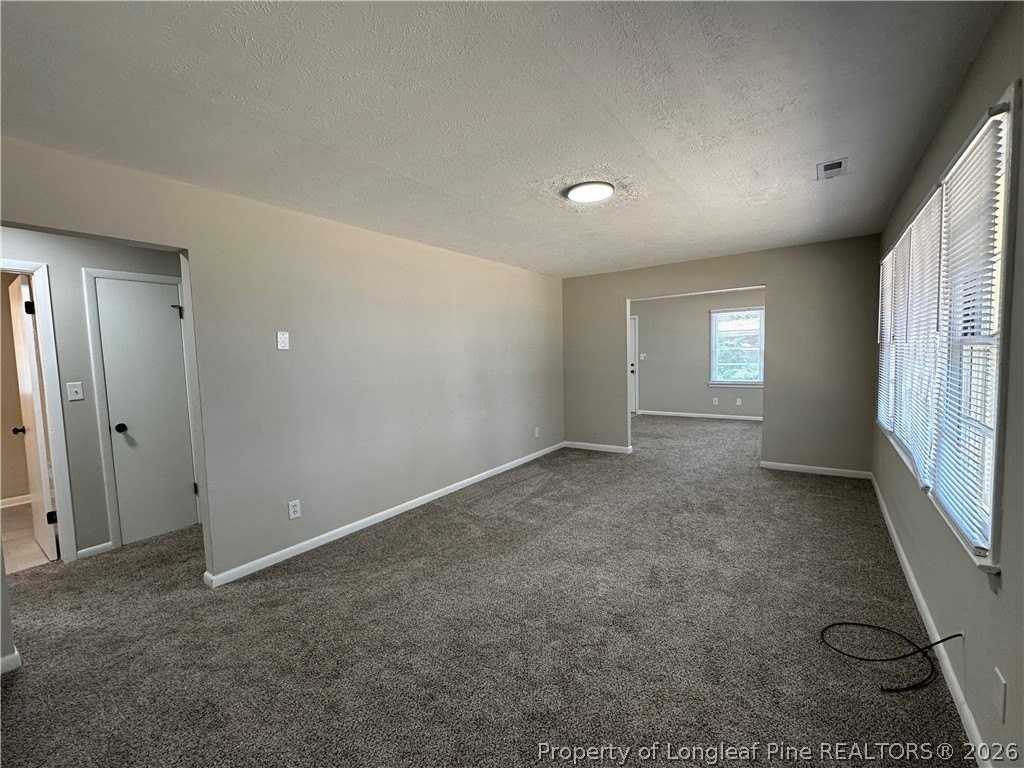 296 Decatur Dr - Photo 4 of 22