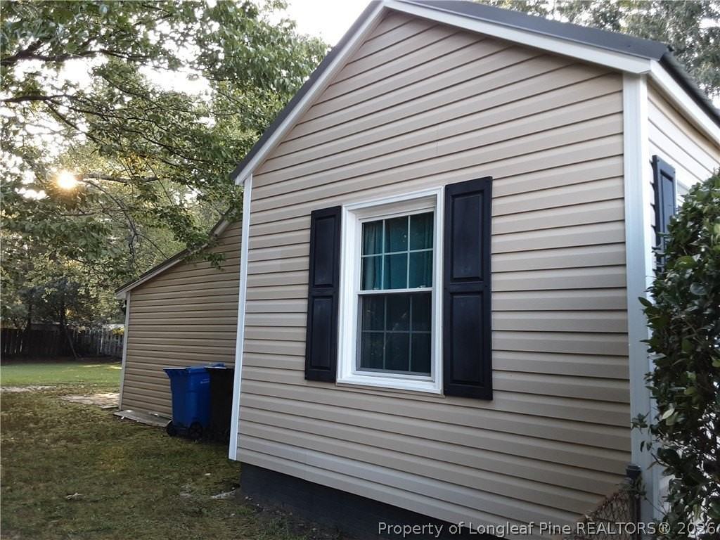 207 Willborough Ave - Photo 4 of 19
