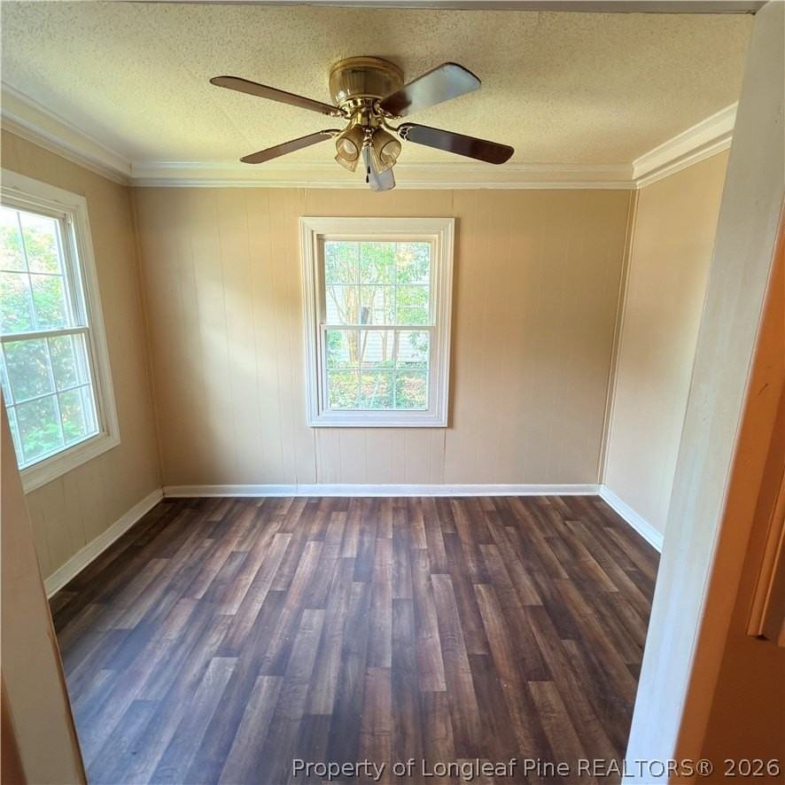 207 Willborough Ave - Photo 7 of 19