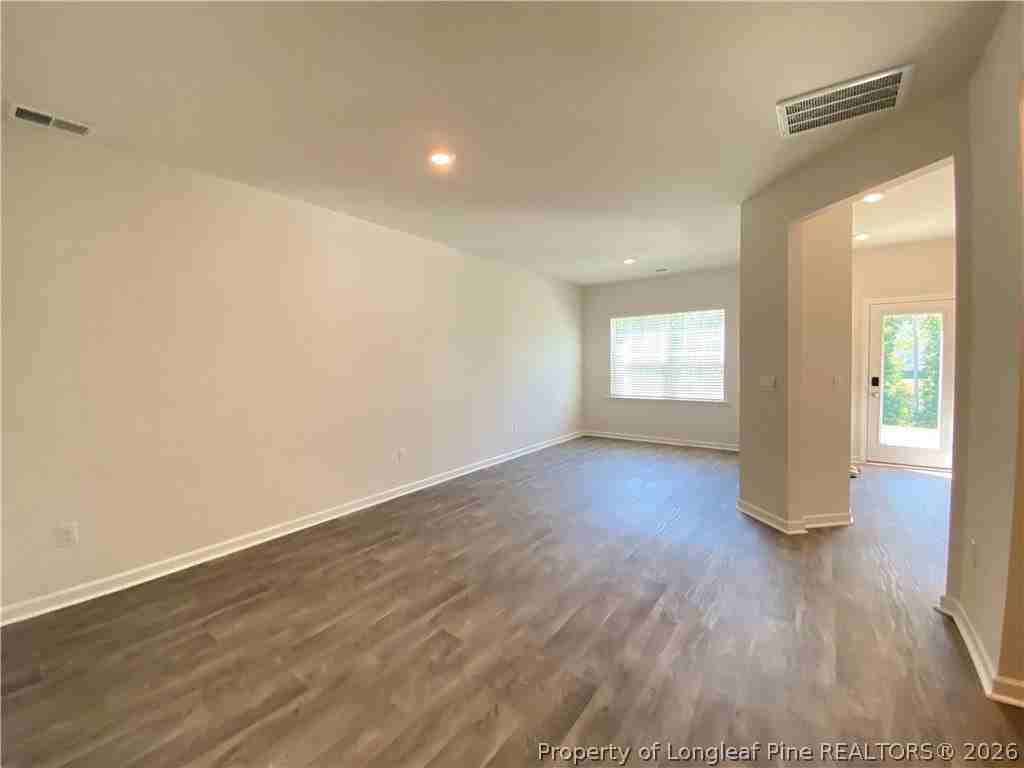 112 Starlight St - Photo 2 of 20