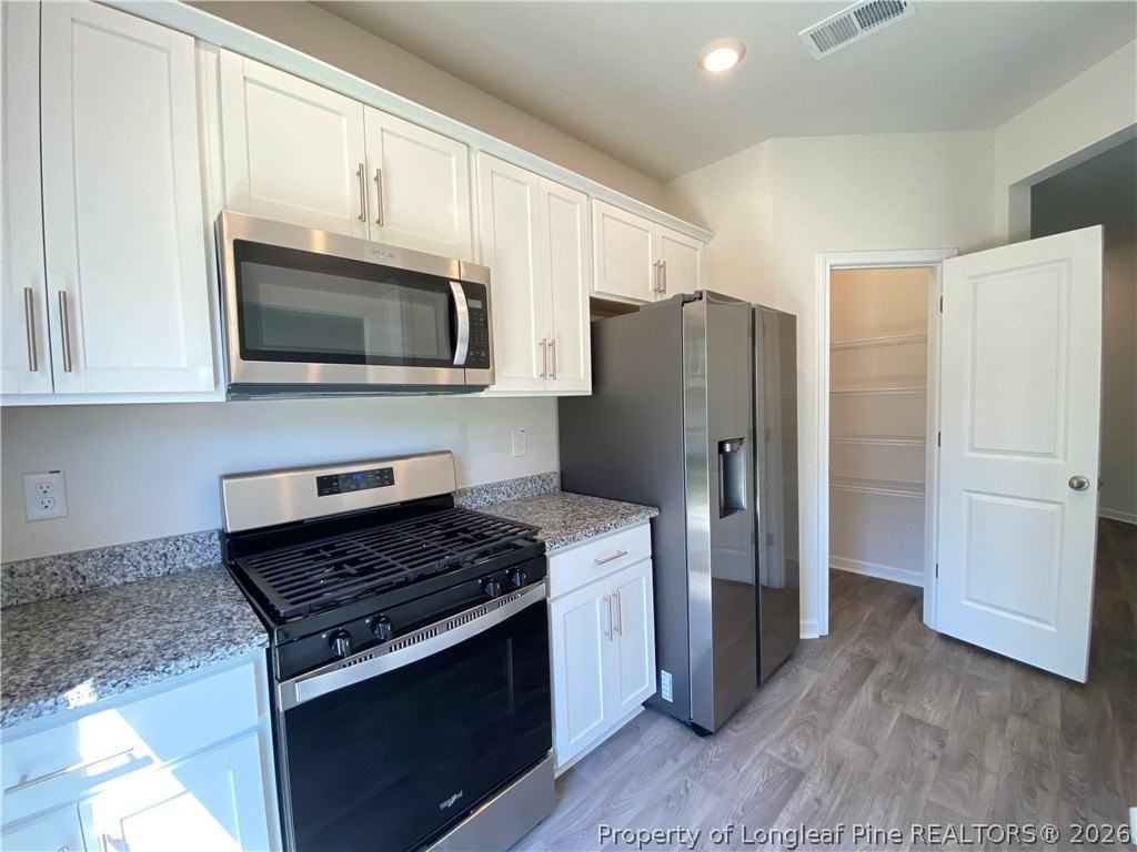 112 Starlight St - Photo 6 of 20