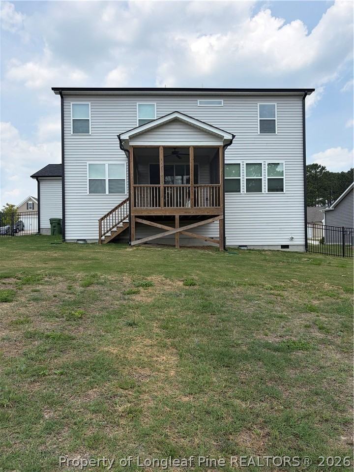 706 Barbour Farm Ln - Photo 2 of 21