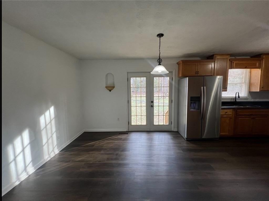 3766 Renee Cir - Photo 3 of 10