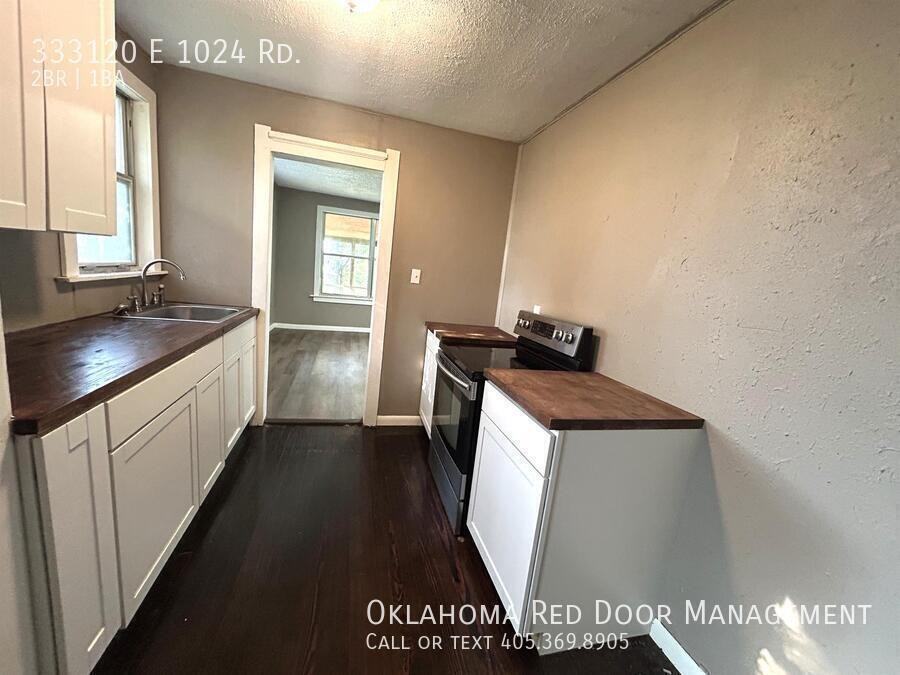 333120 E 1024 Rd - Photo 2 of 18