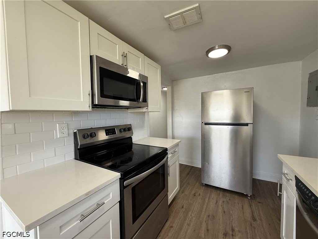 1154 Gamble St - Photo 6 of 16