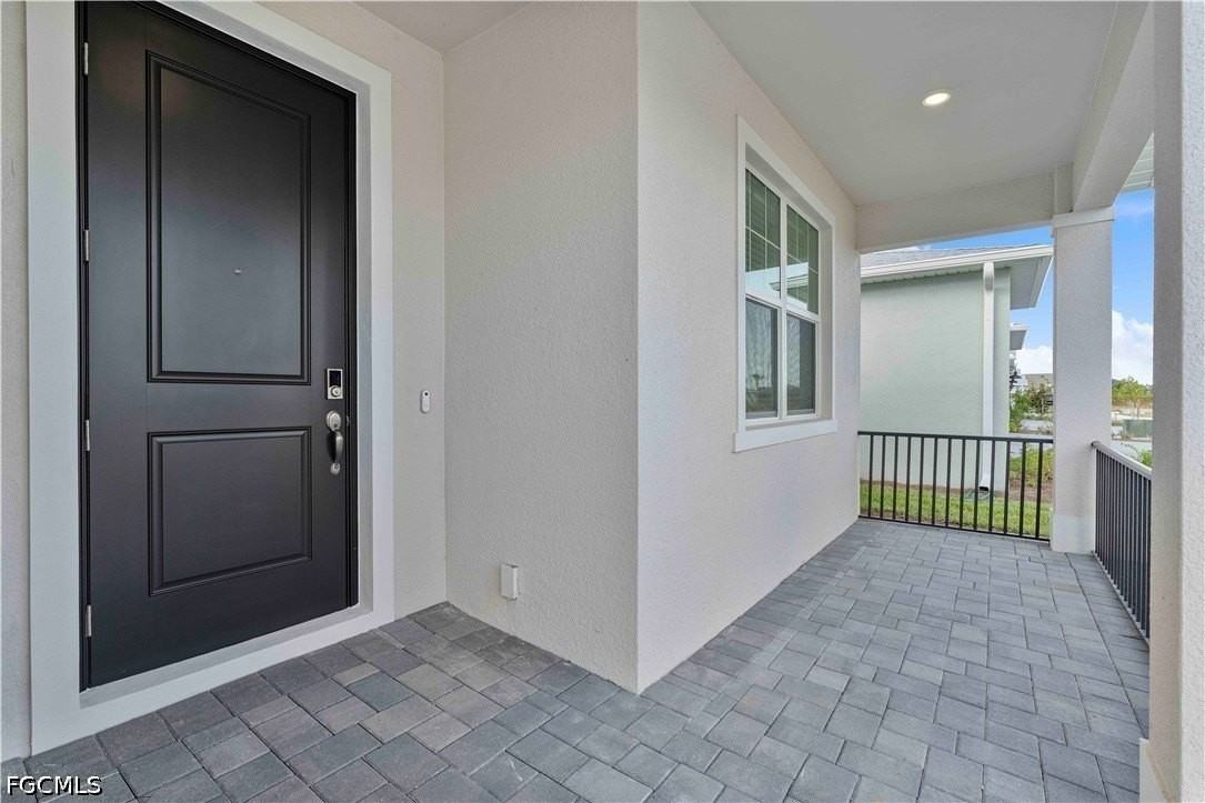 16420 Seven Lakes Ave - Photo 2 of 48
