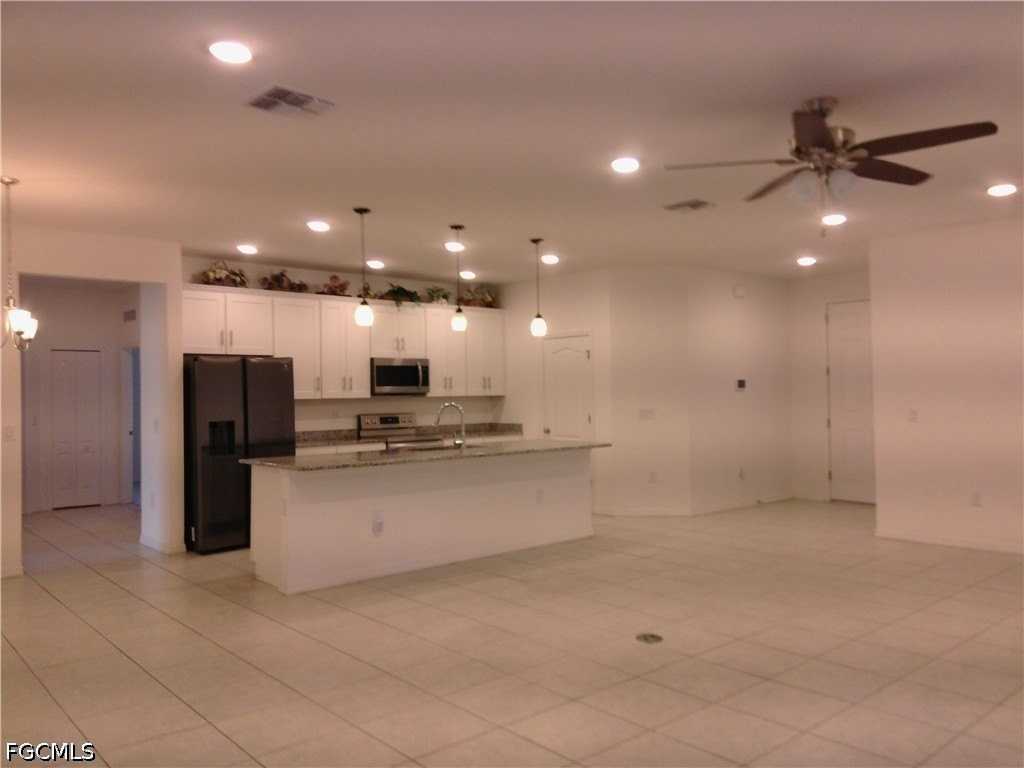 177 Castile Ct - Photo 2 of 8