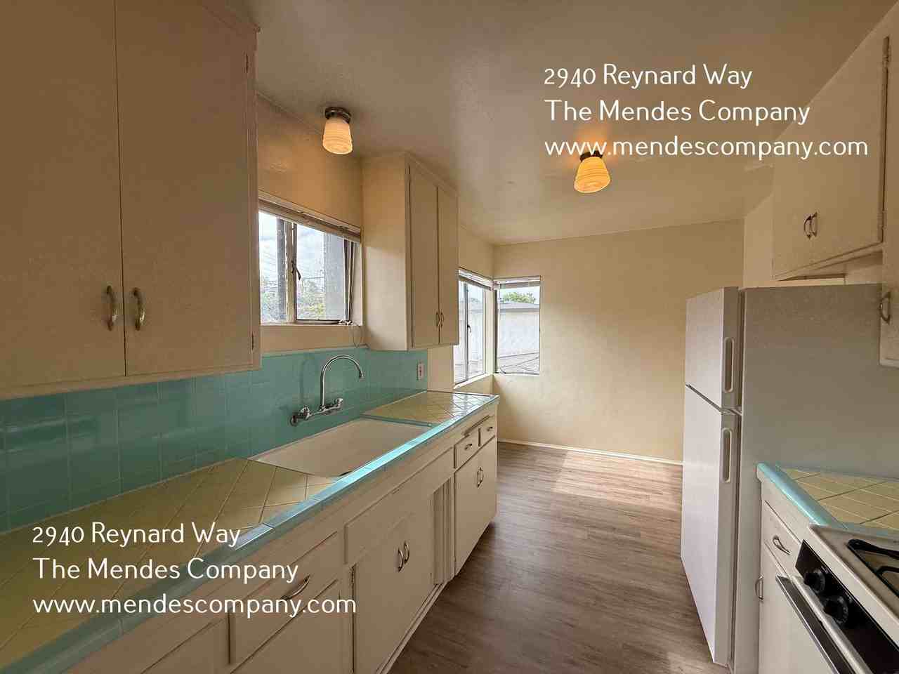 2940 Reynard Way - Photo 5 of 10