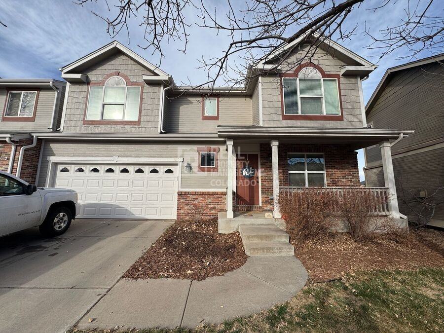 1615 S Chester Ct