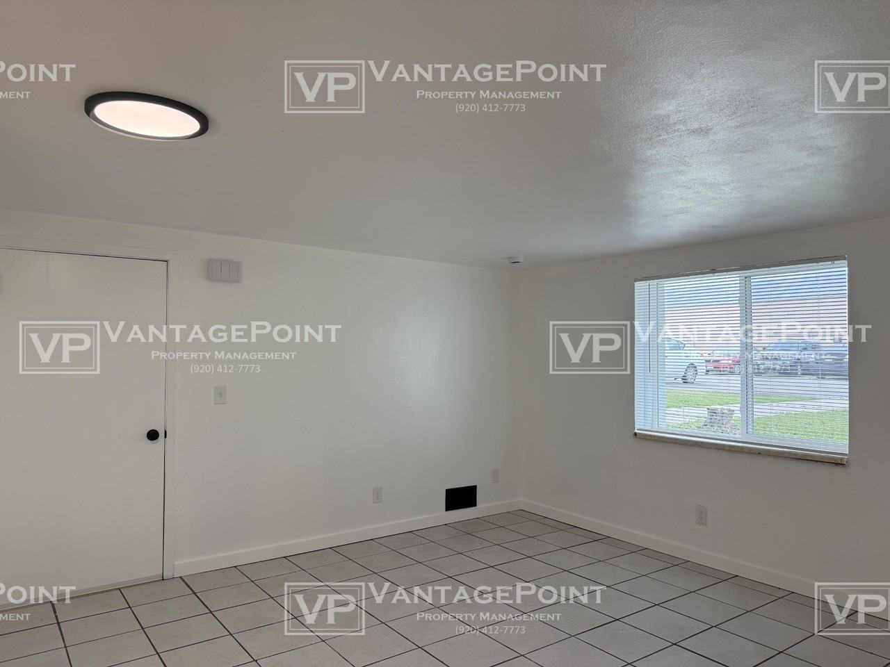 1920 Division St #4 - Photo 2 of 11