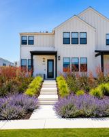 featured image of 114 8th St #1
