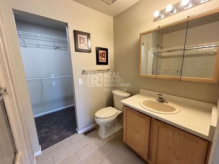 4554 Perth St - Photo 6 of 14