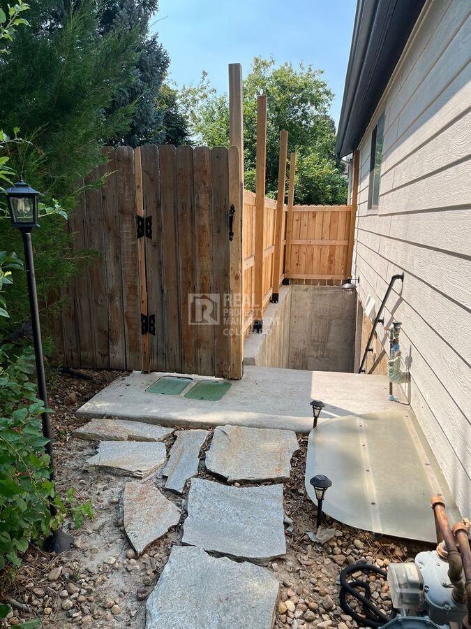 18792 E Union Pl - Photo 2 of 15