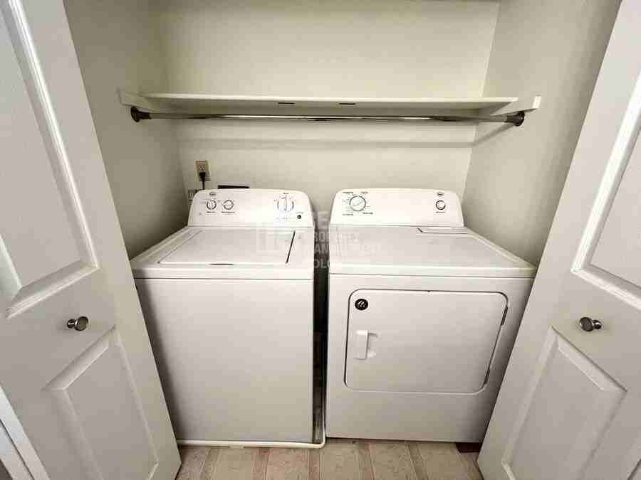 8120 Postrock Dr - Photo 4 of 17