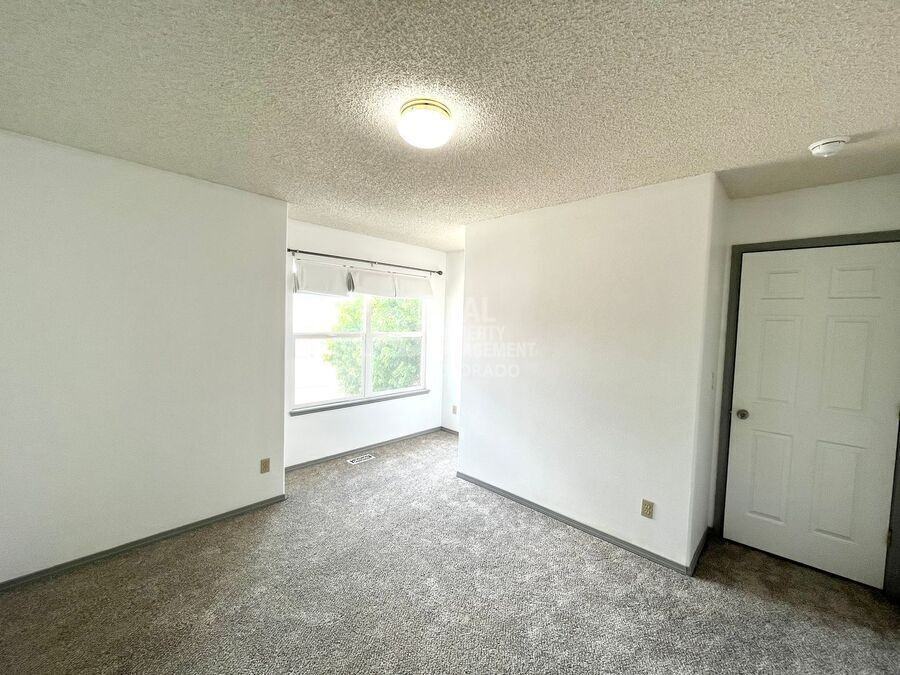 8120 Postrock Dr - Photo 6 of 17