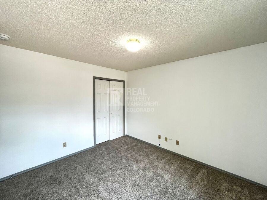 8120 Postrock Dr - Photo 7 of 17