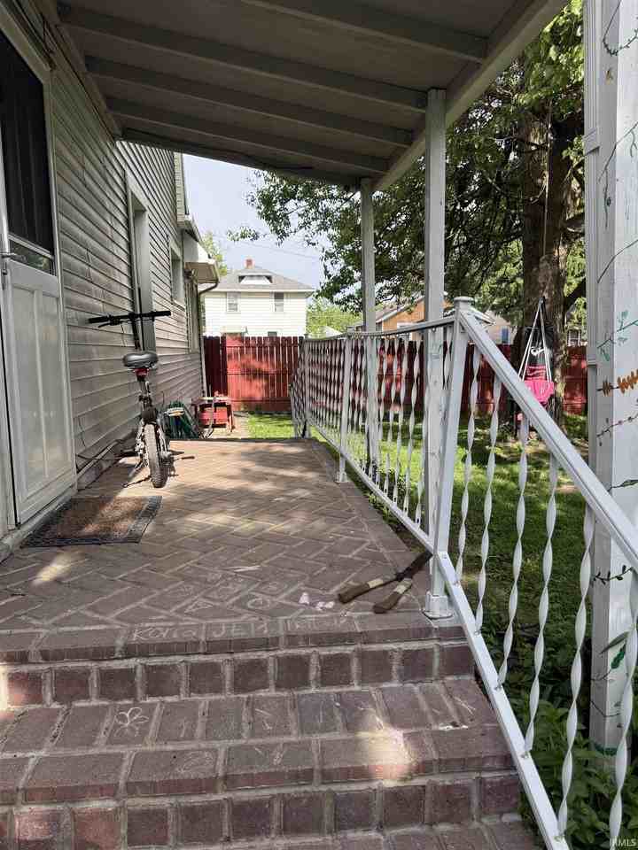4026 Lafayette St - Photo 2 of 24