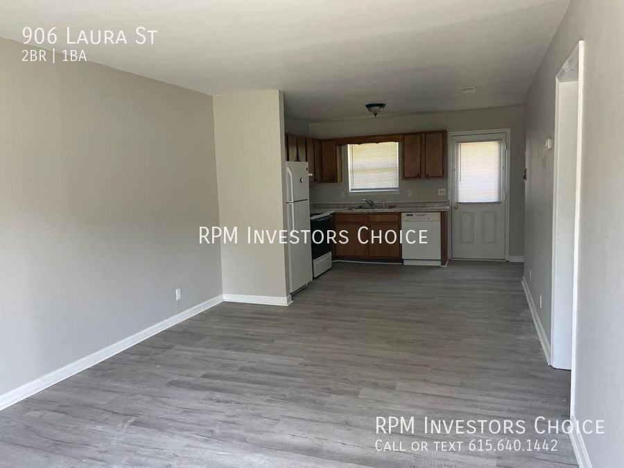 906 Laura St - Photo 4 of 18