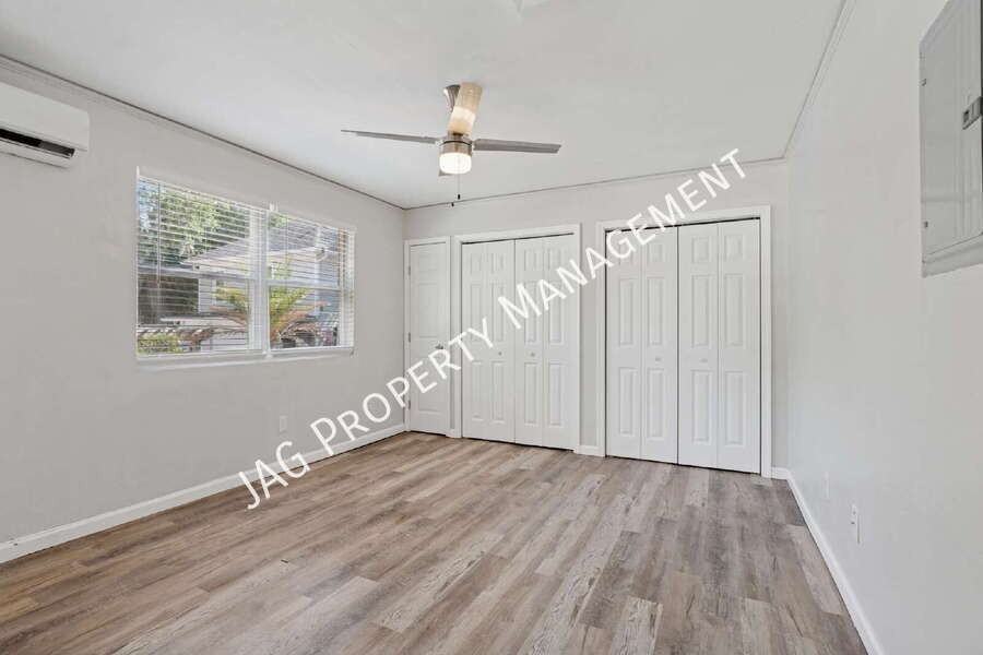 1123 Lasalle St - Photo 4 of 20