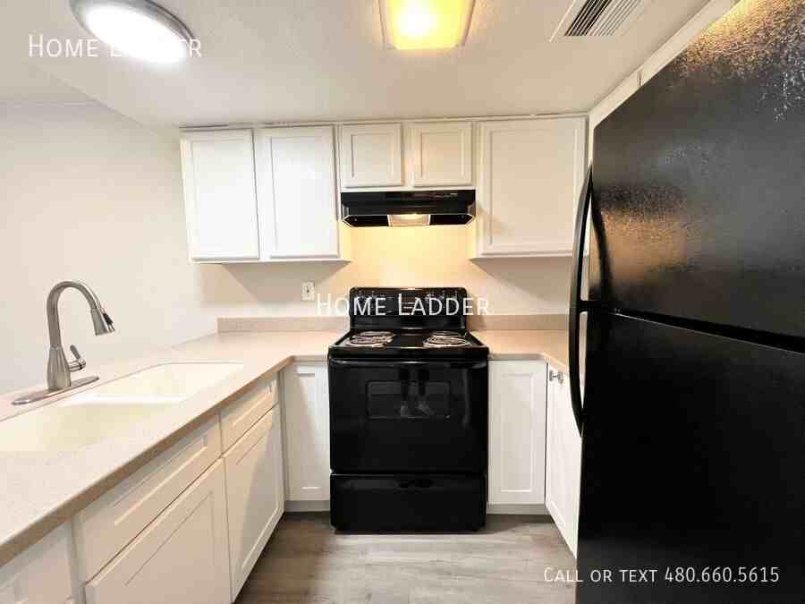 4959 S Park Ave #104 - Photo 7 of 17