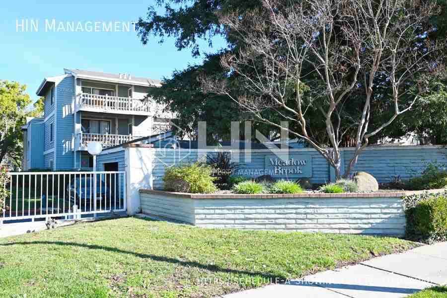 3674 Oakwood Ter #302