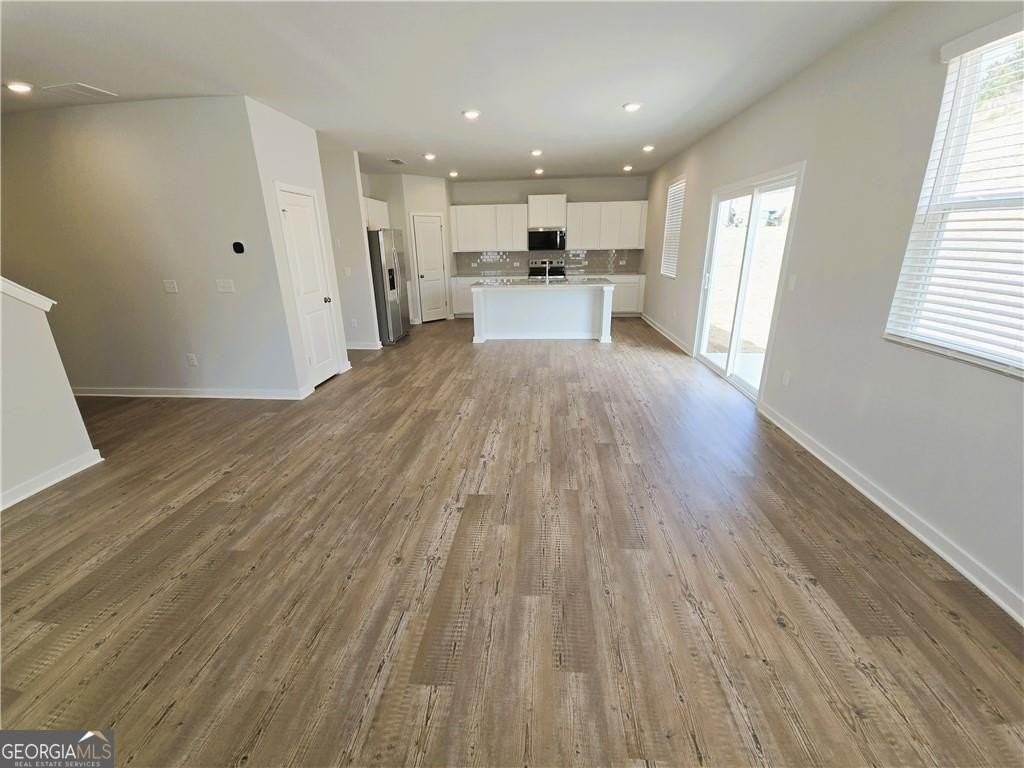 5539 Rosehall Pl - Photo 4 of 23