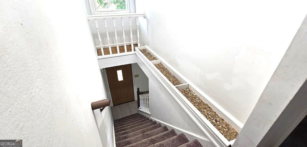 805 Arbor Hill Dr - Photo 5 of 14