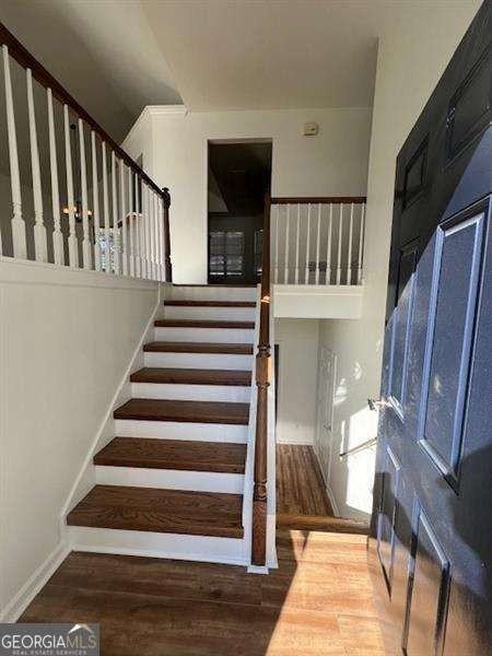 3855 Autumn View Cir Nw - Photo 3 of 47